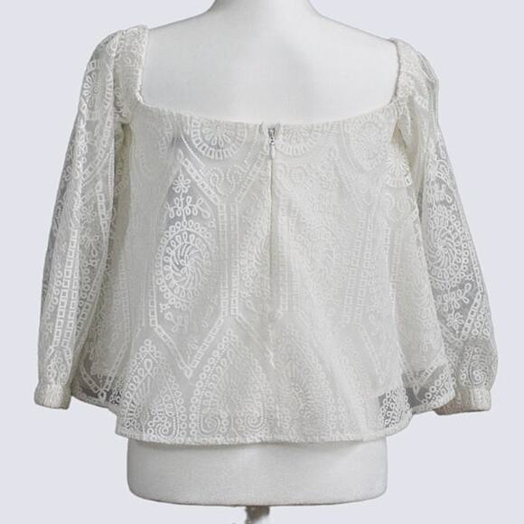INA Women's White Lace Short Flare Top Size S - Picture 2 of 6